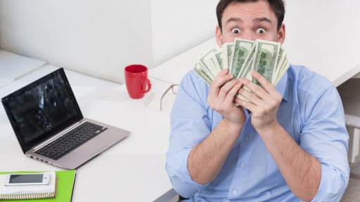 cum poți câștiga bani în birou bani inteligenți online