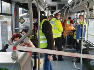 Regulile anti-COVID nu sunt opționale! Autoritățile au intensificat controalele în Buzău și au împărțit sute de amenzi
