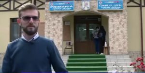 Tânărul programator din Lopătari care a renunţat la viaţa din Capitală pentru a deveni primar în comuna natală