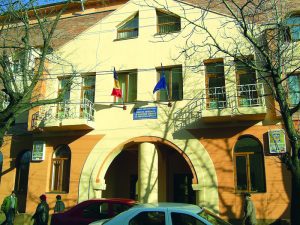 Şansă la o viaţă mai bună, educaţie şi integrare în societate pentru 24 de copii plasaţi în apartamente de tip familial