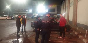 FOTO / Poliția, acțiune de amploare în zona centrelor comerciale