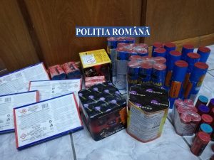 Flagrant în fața Gării Buzău! Tânăr prins când încerca să vândă 11 kg de articole pirotehnice de divertisment, interzise la comercializare fără autorizație