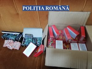 Captură importantă! 3.600 de articole pirotehnice expirate, găsite de polițiștii de la Biroul Arme, Explozivi şi Substanţe Periculoase la un comerciant din municipiul Buzău