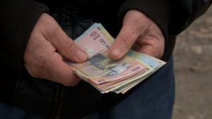 Ce scenarii sunt agreate pentru  stabilirea salariului minim  anul viitor