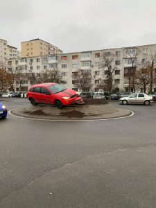 Rond sau expoziție auto?