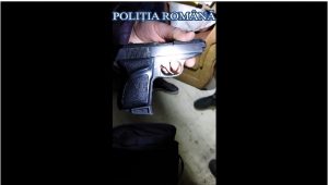 Percheziții la Săpoca. Ce au găsit polițiștii la un localnic