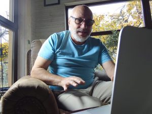Dr. Cristian Andrei le-a explicat liceenilor din Buzău cum să gestioneze tentațiile divertismentului pentru adulți