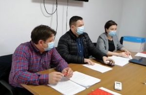 VIDEO | Alegerea viceprimarilor provoacă reacţii nervoase printre politicienii locali