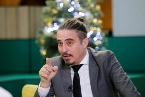 Actorul Vasile Calofir, amintiri din anii de liceu de la Buzău: „Intram în fabrică și furam pâine”