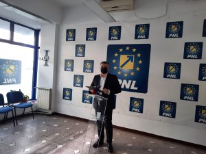 Cu ce mijloace speră liberalii să determine micșorarea impozitelor locale: Prefectura, instanța sau goarna