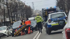Tânără lovită de mașină pe Bulevardul Unirii