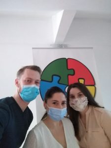 FOTO | Cum sprijină Puzzle Buzău familiile care au copii cu autism