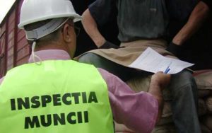 Inspectorii de muncă buzoieni au decis: controale repetate la angajatorii prinși cu muncitori „la negru”