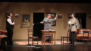 După 25 de ani, piesa de teatru ,,Omul cu Mârțoaga” revine pe scena Teatrului ,,George Ciprian”!