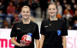 Examen și pentru Tokyo! Echipe de top arbitrate de Simona Stancu la turneul preolimpic de handbal feminin din Ungaria