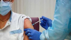 Câți buzoieni s-au programat pentru etapa a treia de vaccinare