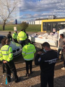 FOTO / Autoutilitară plină cu deșeuri din construcții, confiscată. Amenda uriașă aplicată de Garda de Mediu