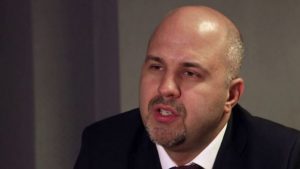 Ungureanu: L-a văzut cineva pe Cioloș apărându-l pe Vlad Voiculescu?